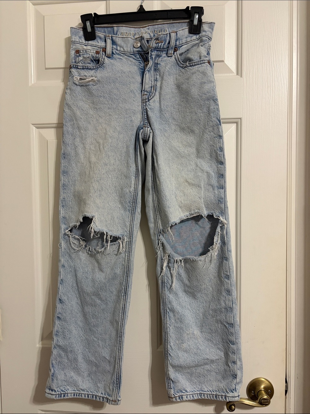 Teen Girls American Eagle Outfitters Light Wash Distressed Straight-Leg Jeans